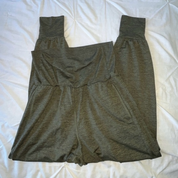 Aerie High-Rise Green Stretchy Jogger Pants SIZE SMALL (Can fit Medium) - Picture 1 of 7